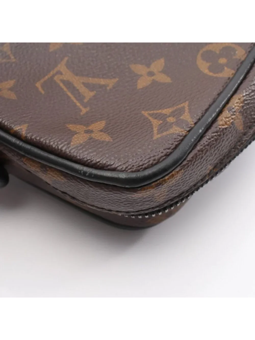 Louis Vuitton Shoulder Bag Christopher Wearable Wallet Canvas Leather